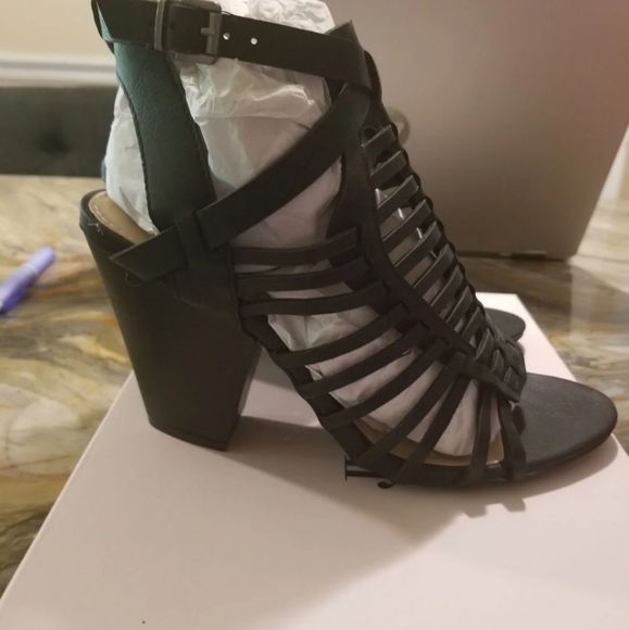 Black Heeled Sandals - Picture 2 of 6